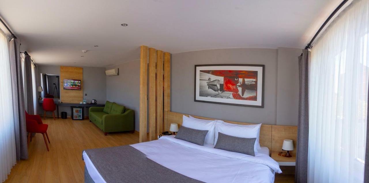 Uzer Otel Trabzon Esterno foto